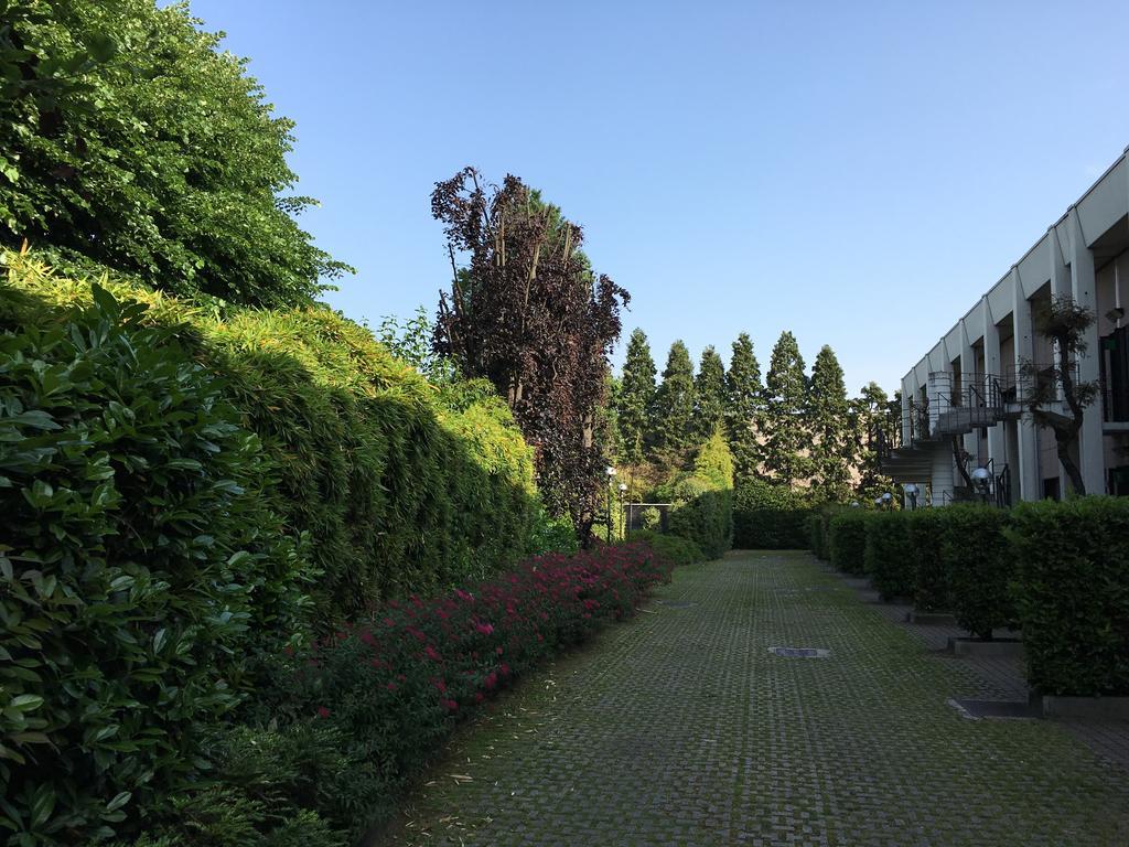 Hotel Motel Ascot Lissone Bagian luar foto