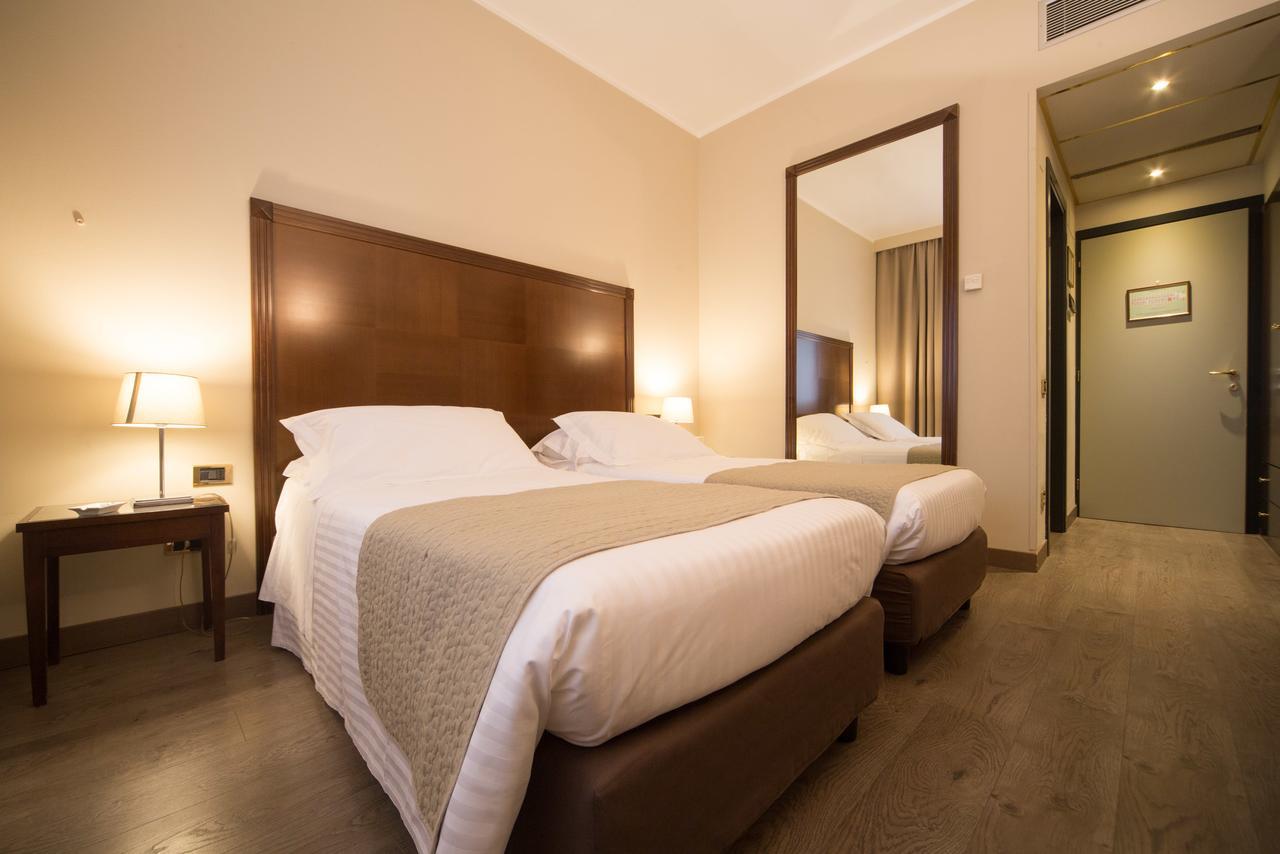Hotel Motel Ascot Lissone Bagian luar foto